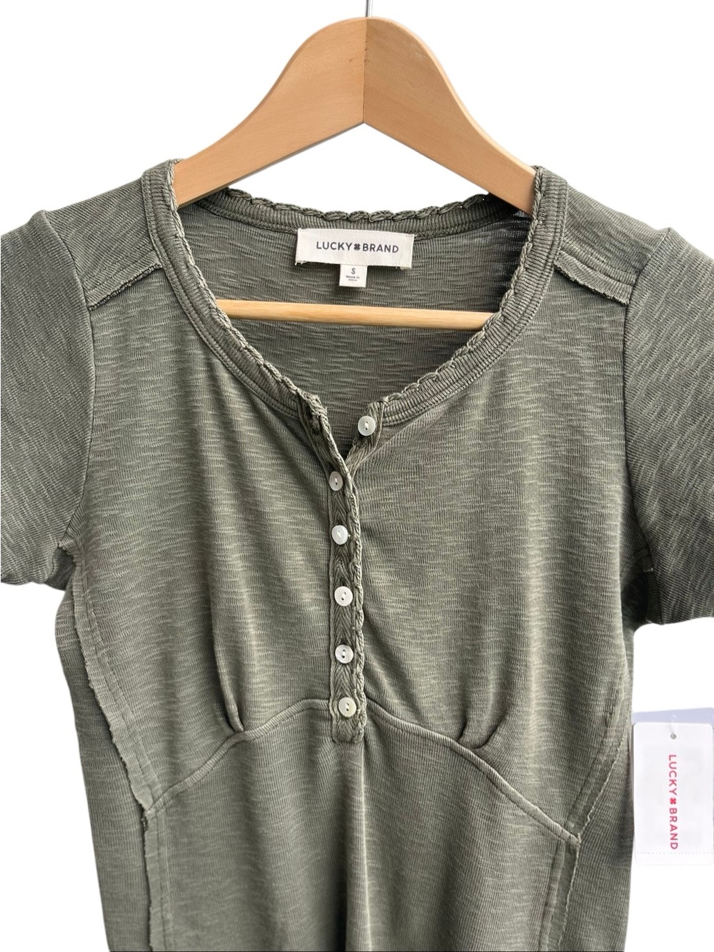 Lucky Brand Dusty Olive Slub Henley Top NWT Size Small - Picture 6 of 15